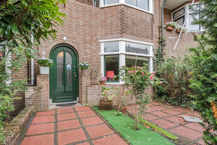 Foto 6 van Roelofsstraat 25