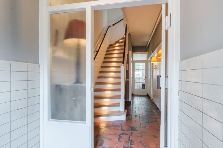 Foto 8 van Roelofsstraat 25