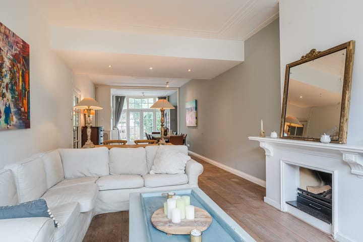 Foto 12 van Roelofsstraat 25