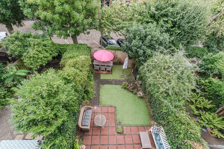 Foto 23 van Roelofsstraat 25