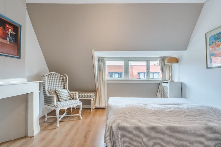 Foto 49 van Roelofsstraat 25