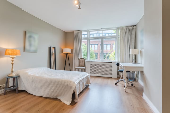 Foto 54 van Roelofsstraat 25