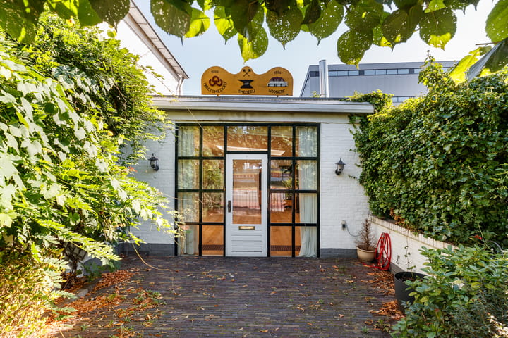 Photo 2 of Amsterdamsestraatweg 10