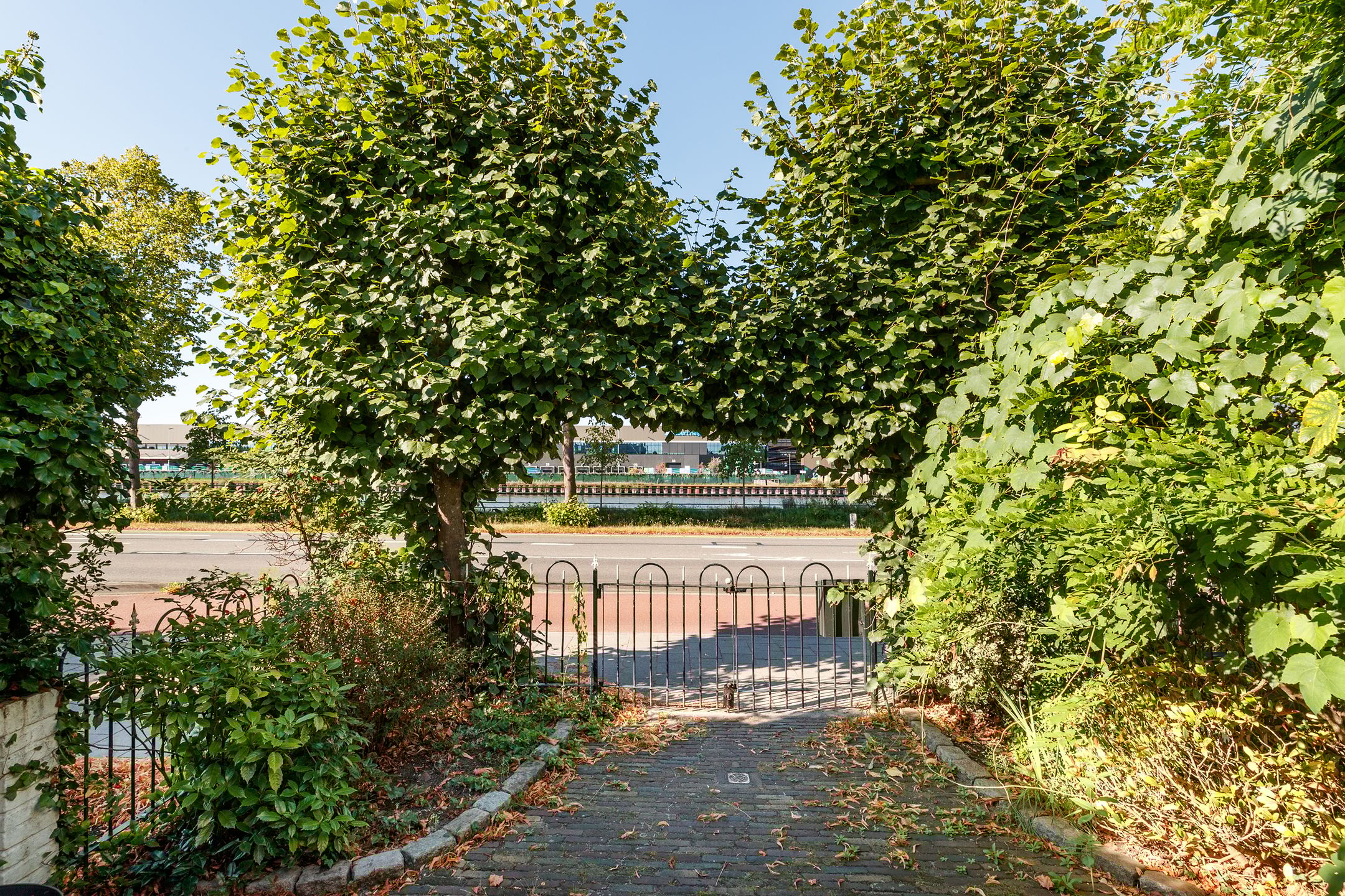 Foto 24 van Amsterdamsestraatweg 10