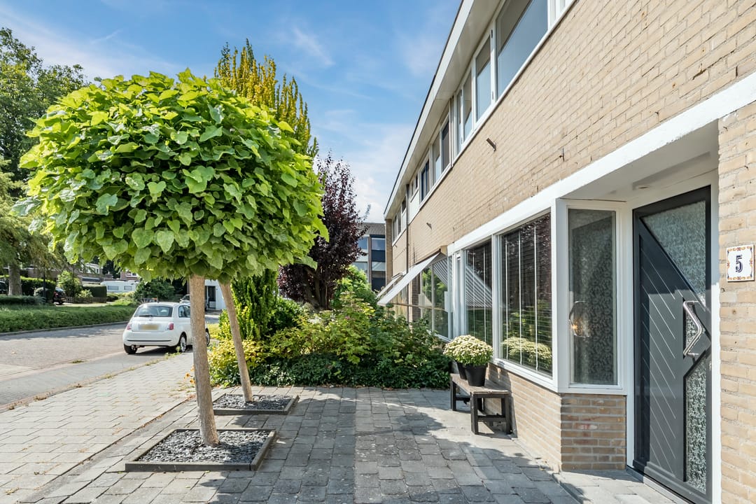 Foto 31 van Rozenlaan 5