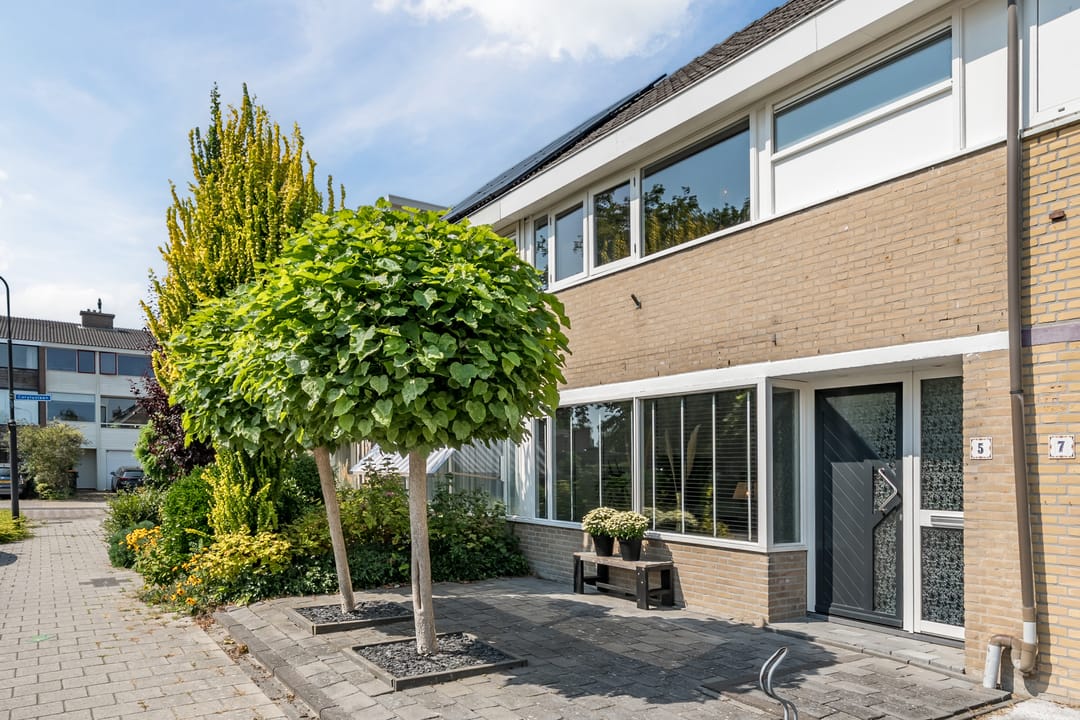 Foto 37 van Rozenlaan 5