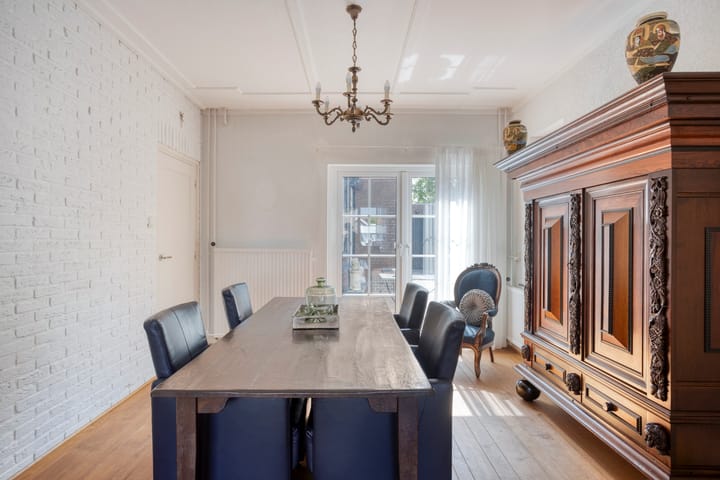 Photo 10 of Laurentiusstraat 13