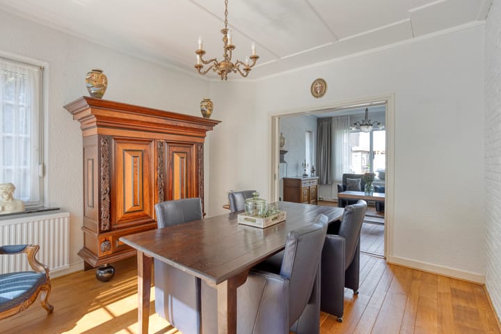 Photo 12 of Laurentiusstraat 13