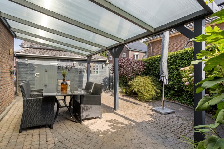 Photo 41 of Laurentiusstraat 13