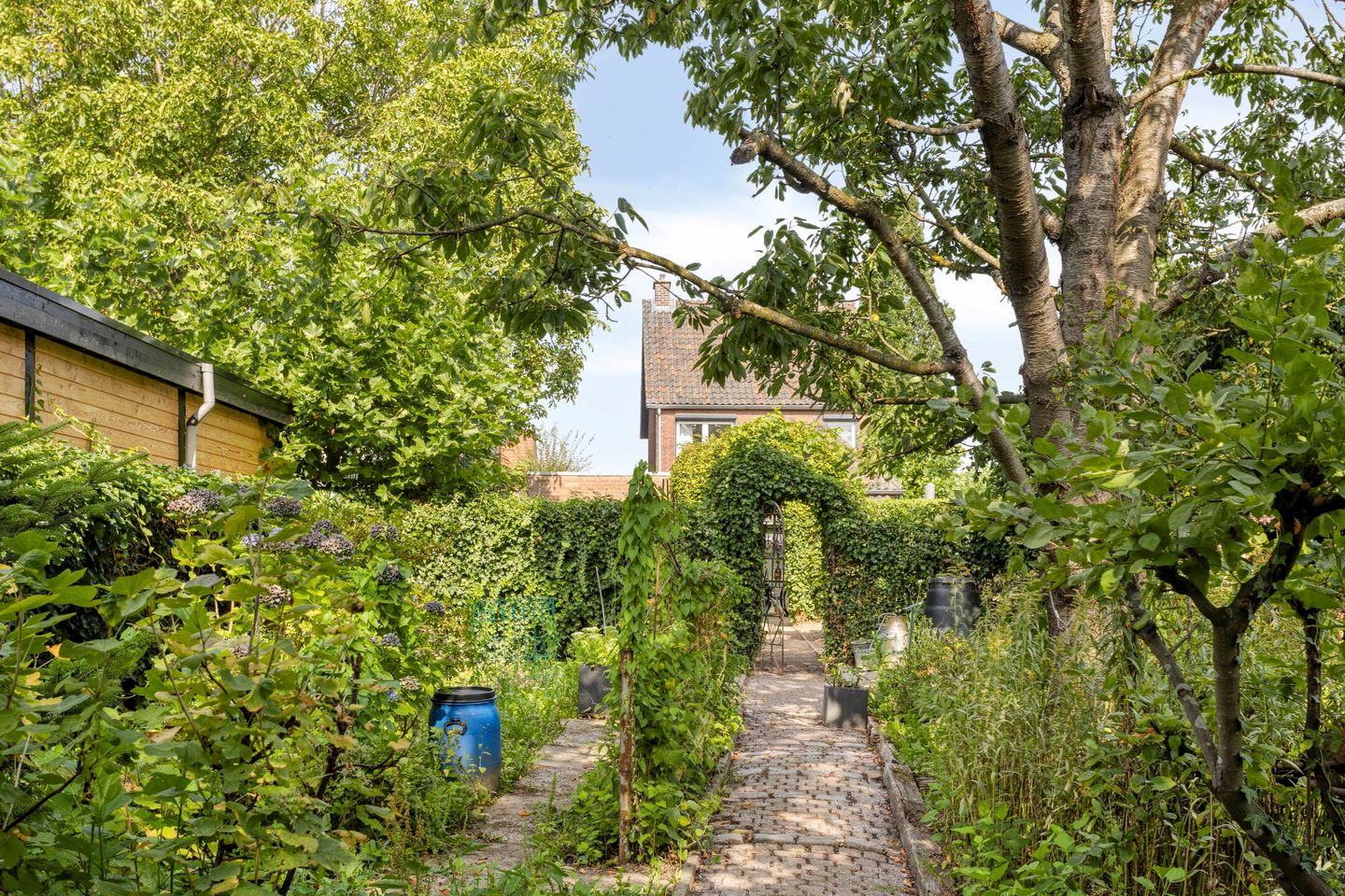 Foto 44 van Laurentiusstraat 13