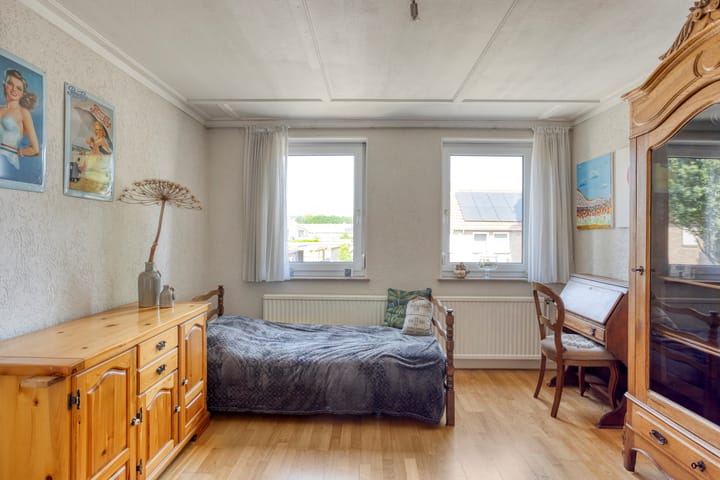 Photo 32 of Laurentiusstraat 13