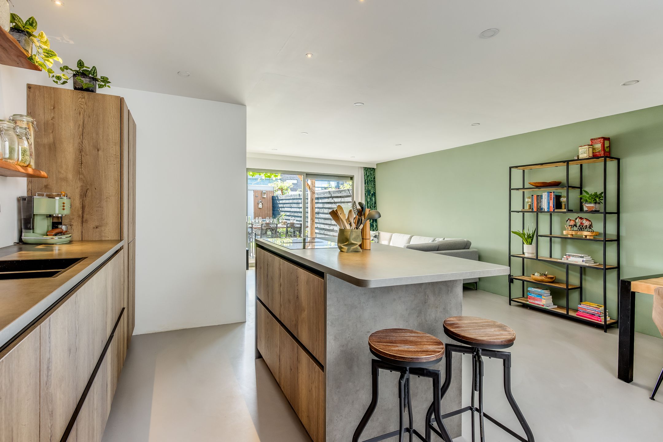 Foto 24 van Leo Fallplantsoen 53