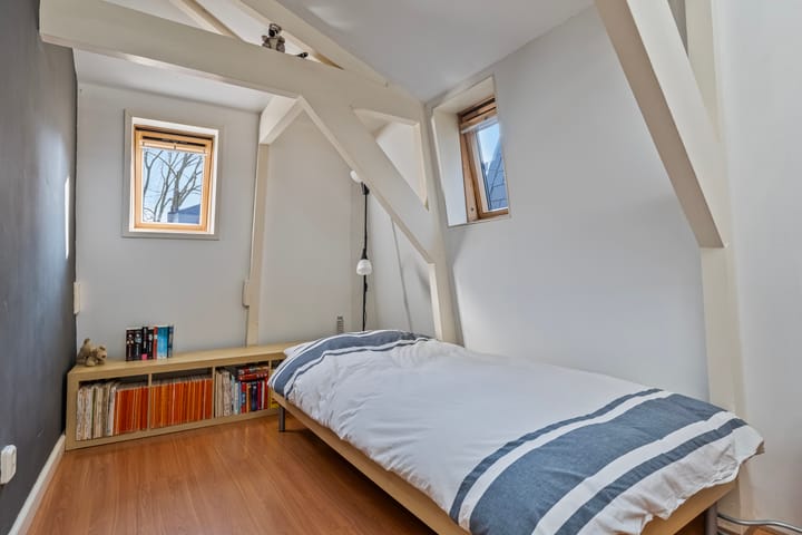 Foto 32 van Huidenstraat 16-2