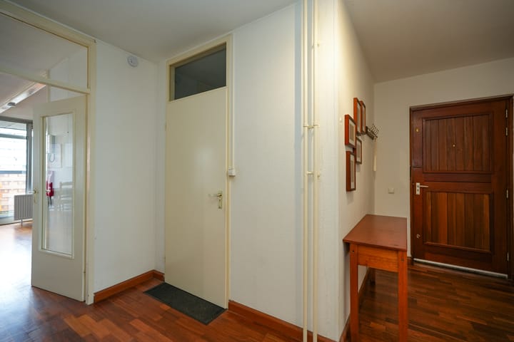 Foto 9 van Burg. Hustinxstraat 222