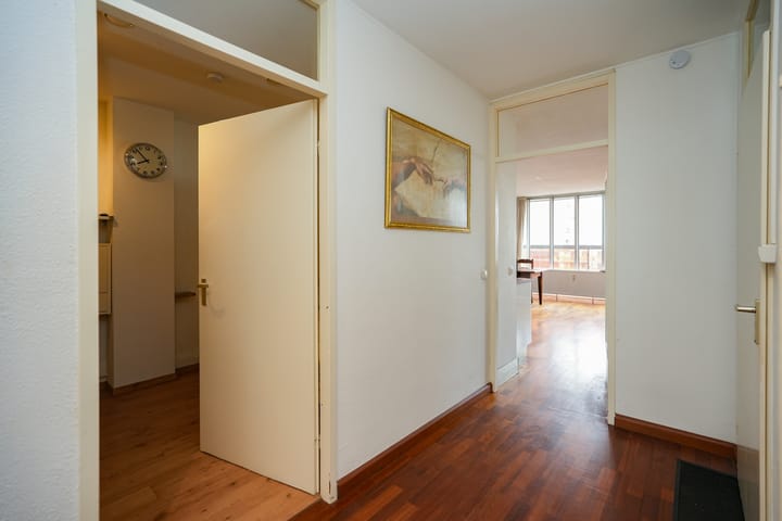 Foto 10 van Burg. Hustinxstraat 222