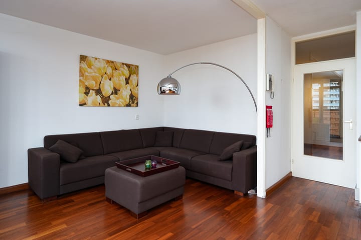 Foto 14 van Burg. Hustinxstraat 222