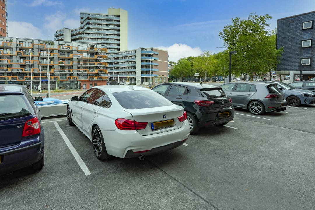 Foto 28 van Burg. Hustinxstraat 222