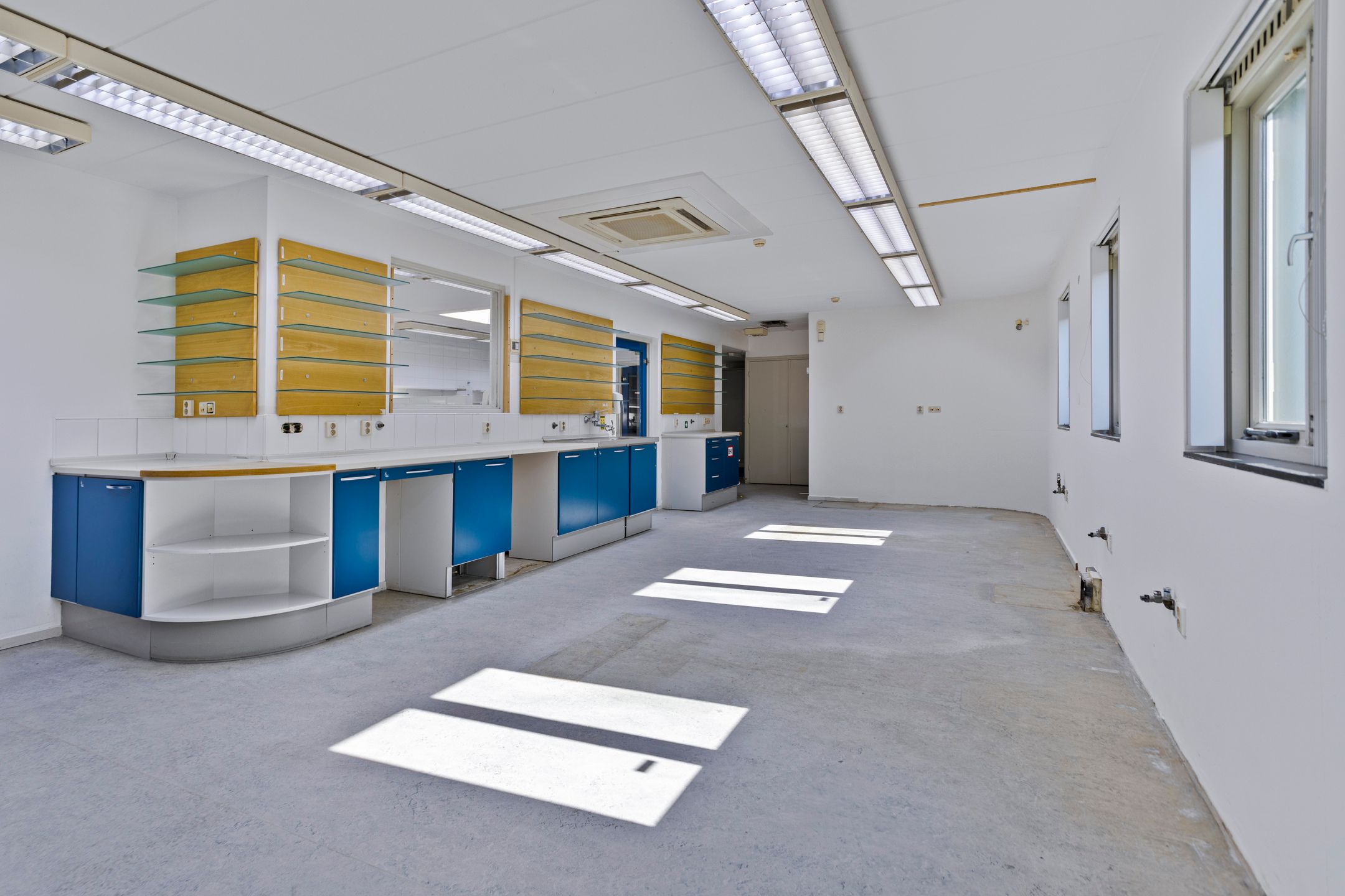 800.jpg?options=width=2160