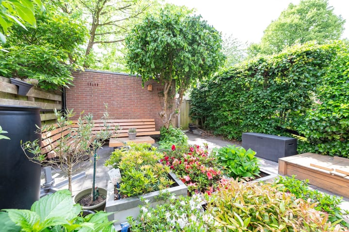 Foto 10 van Van Galenstraat 105