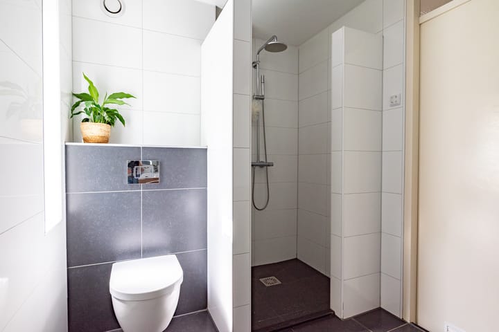 Foto 23 van Van Galenstraat 105