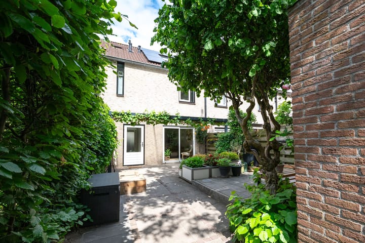 Foto 33 van Van Galenstraat 105