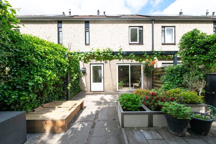 Foto 34 van Van Galenstraat 105