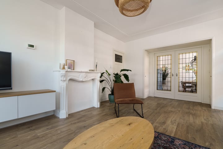 Photo 3 of Nobelstraat 59-B01