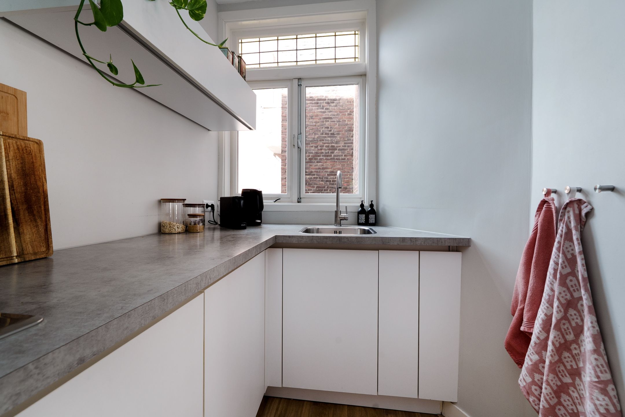 Photo 12 of Nobelstraat 59-B01