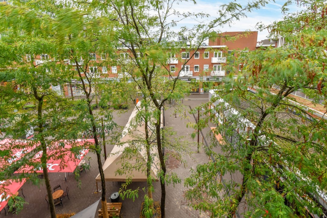 Photo 13 of Polderplein 20