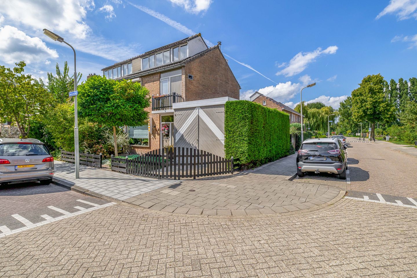 Foto 35 van Renessestraat 1