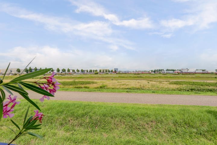 Photo 43 of Fanny Blankers-Koenstraat 27