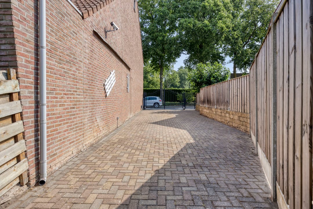 Photo 32 of Varenbeukerweg 35