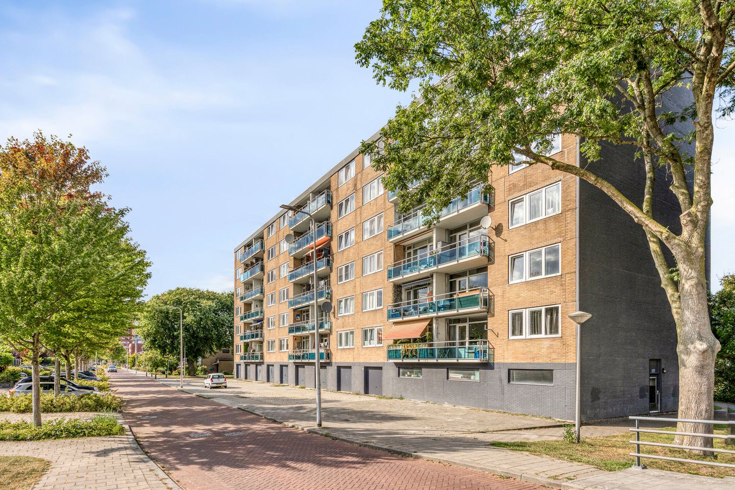 Foto 4 van Plutostraat 320