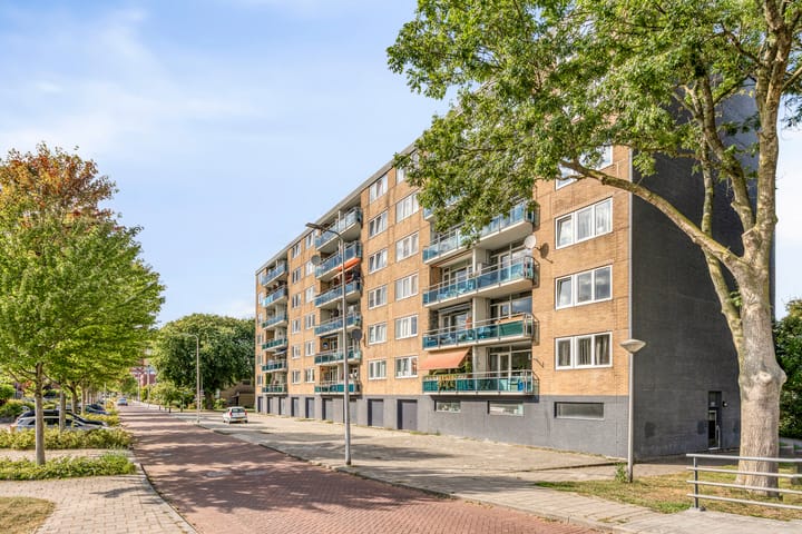 Foto 4 van Plutostraat 320