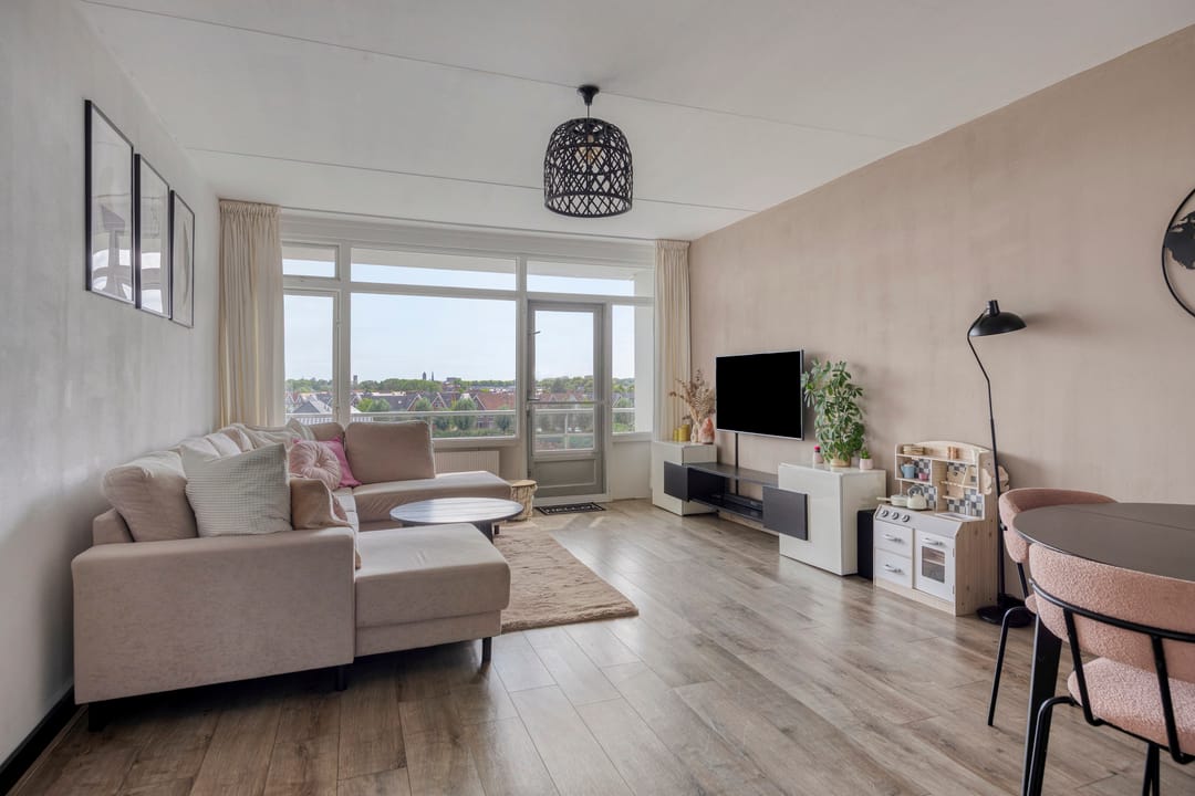 Foto 8 van Plutostraat 320