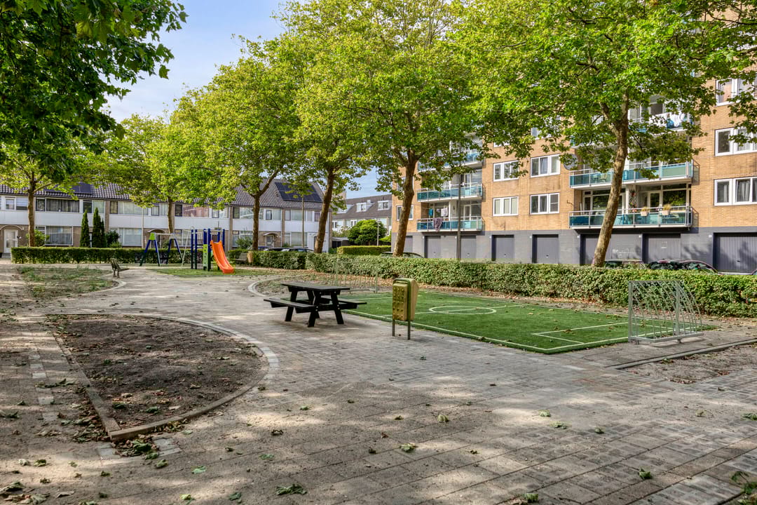 Foto 28 van Plutostraat 320