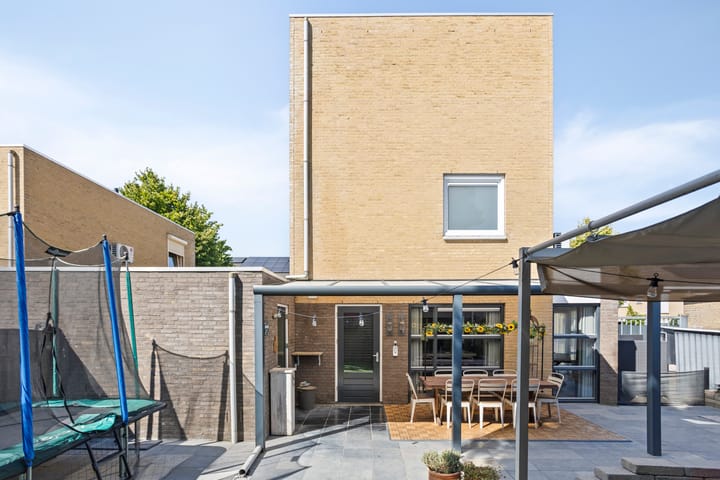 Foto 35 van Aronskelk 50