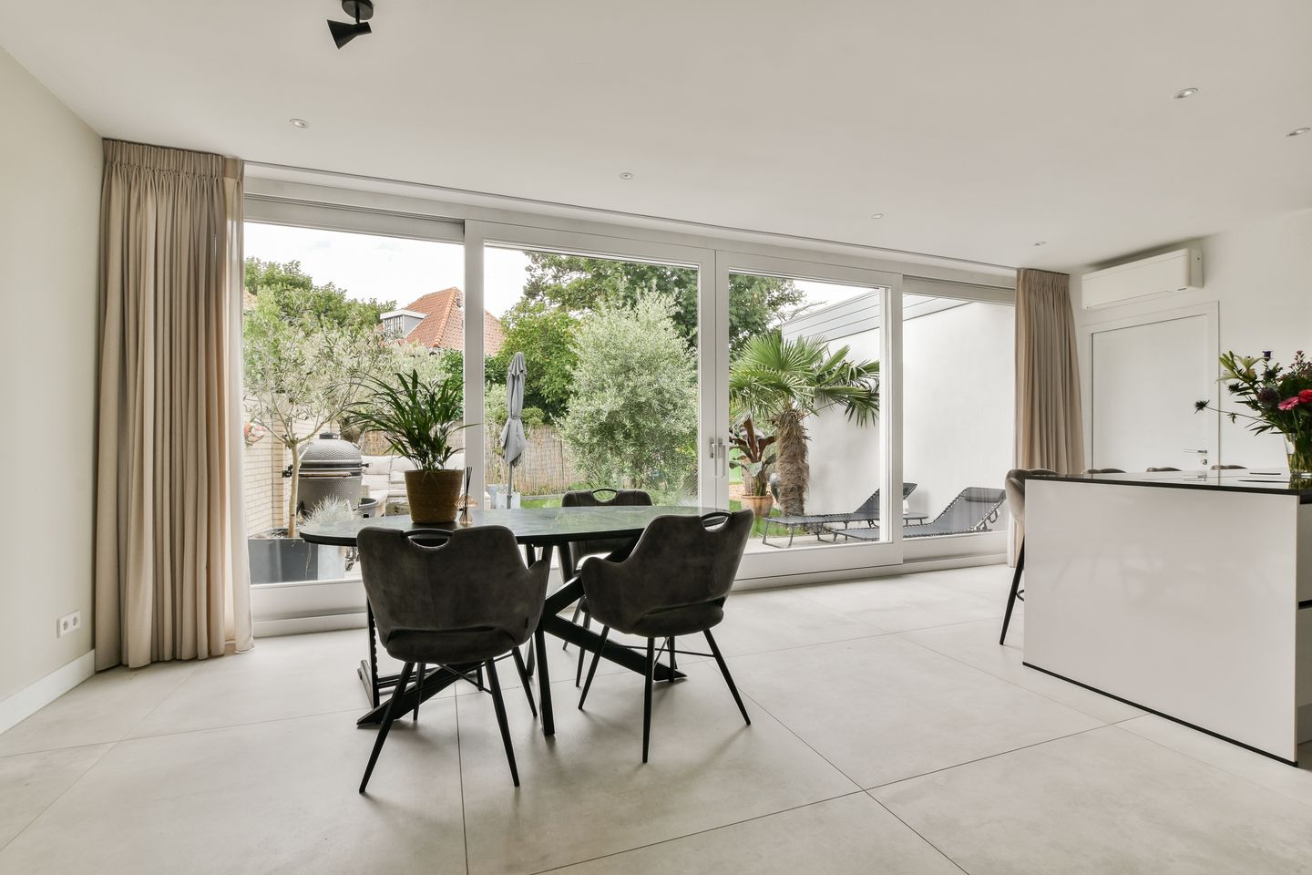 Foto 10 van Beatrixplantsoen 15