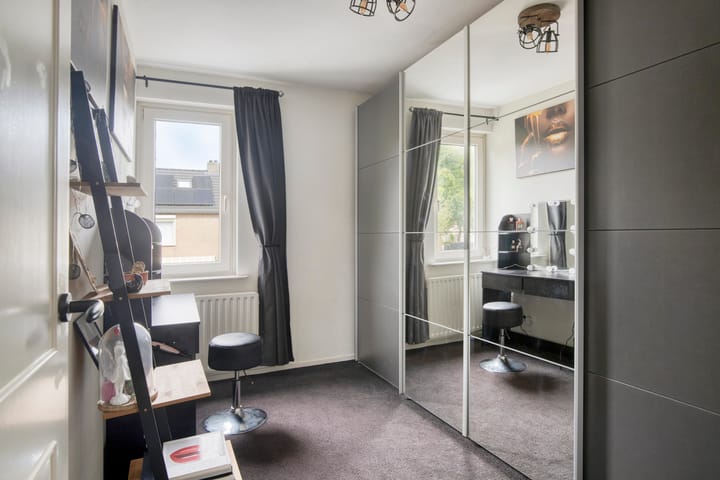 Foto 24 van Van der Duyn van Maasdamstraat 4