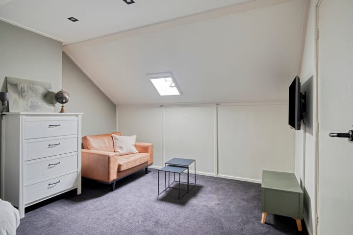 Foto 29 van Van der Duyn van Maasdamstraat 4