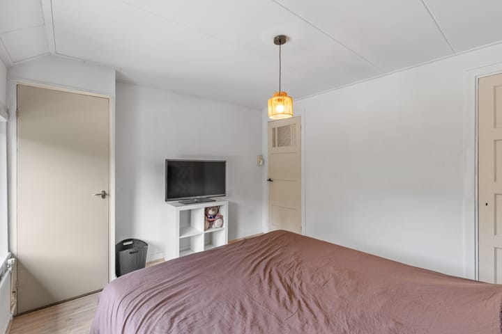 Foto 21 van Sint Theresiastraat 25