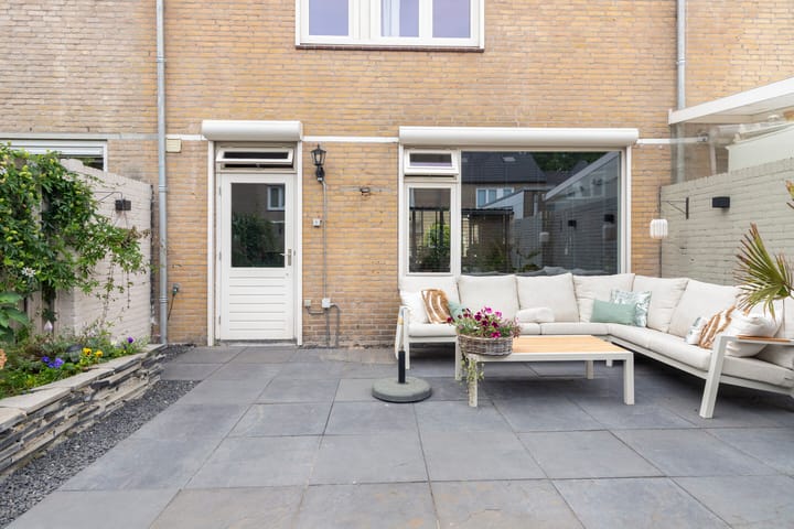 Foto 33 van Van der Duyn van Maasdamstraat 4