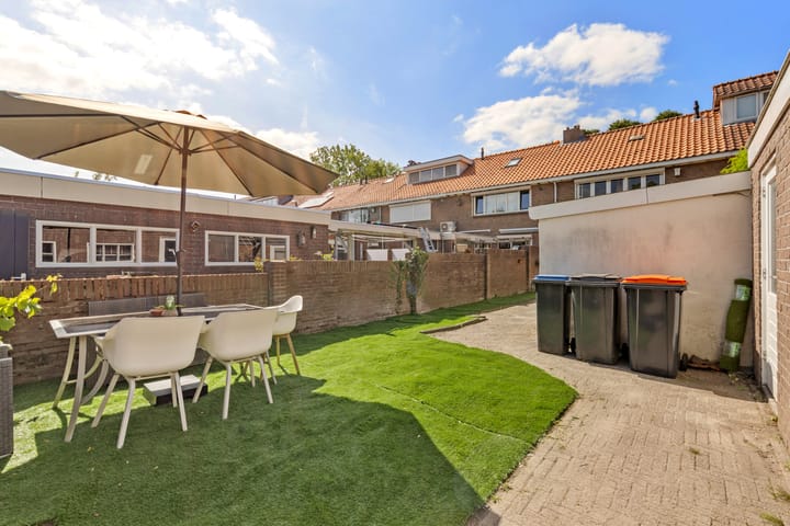 Foto 36 van Sint Theresiastraat 25