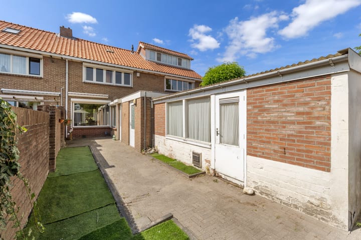 Foto 39 van Sint Theresiastraat 25