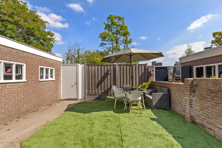 Foto 41 van Sint Theresiastraat 25