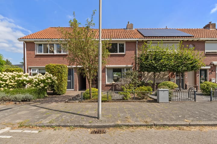 Foto 47 van Sint Theresiastraat 25