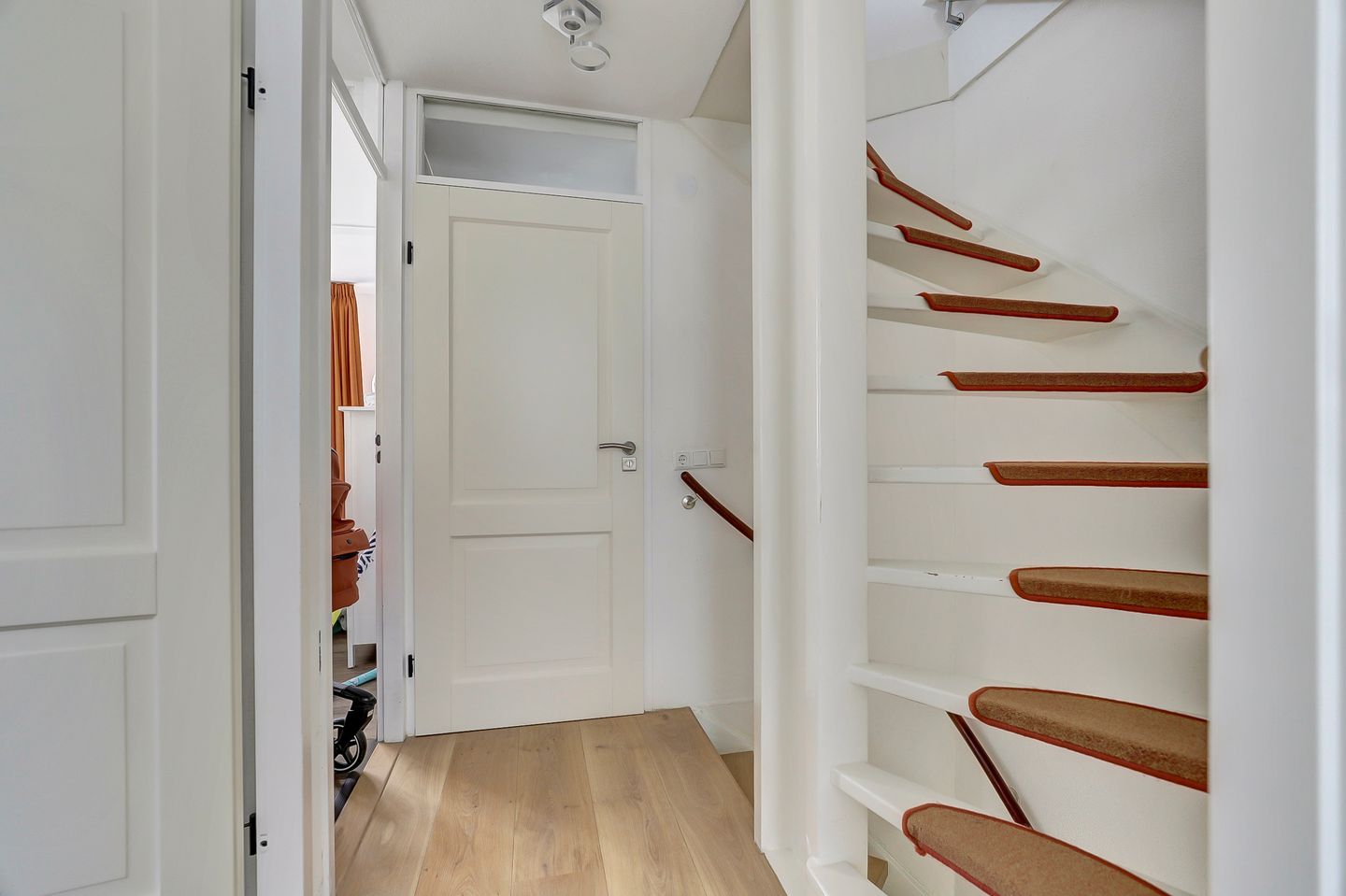 Foto 20 van Cantatelaan 10