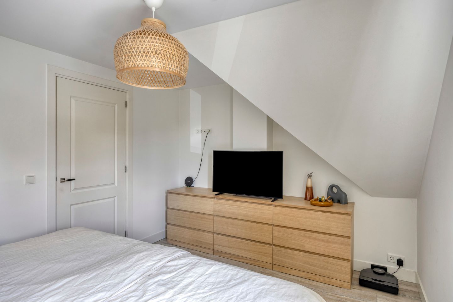 Foto 14 van Nachtegaallaan 57