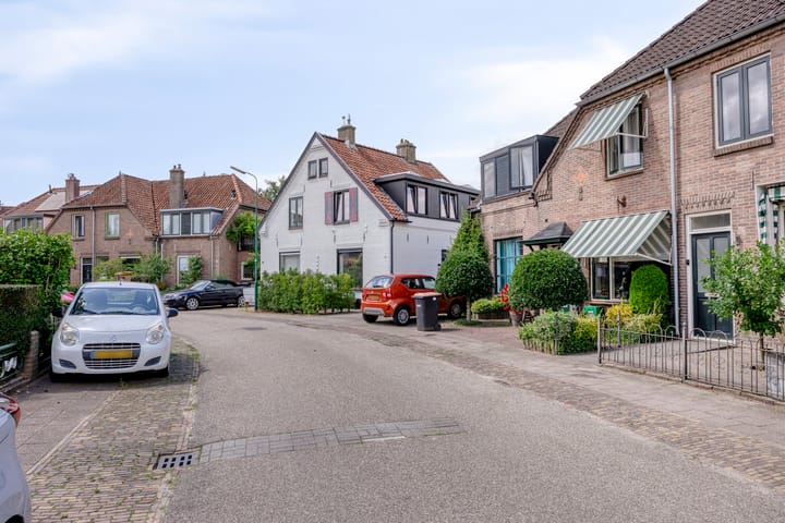 Foto 29 van Nachtegaallaan 57