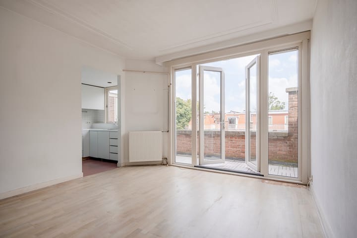 Foto 9 van Van Beuningenstraat 85-B